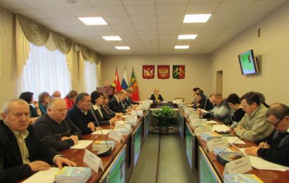 Состоялась открытая сессия Совета народных депутатов.